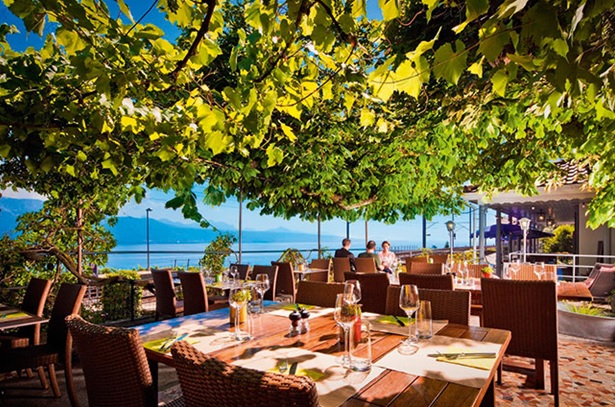 So finden Sie die besten Hotels in Genf für ein romantisches Date mit dem Flughafentransfer Genf